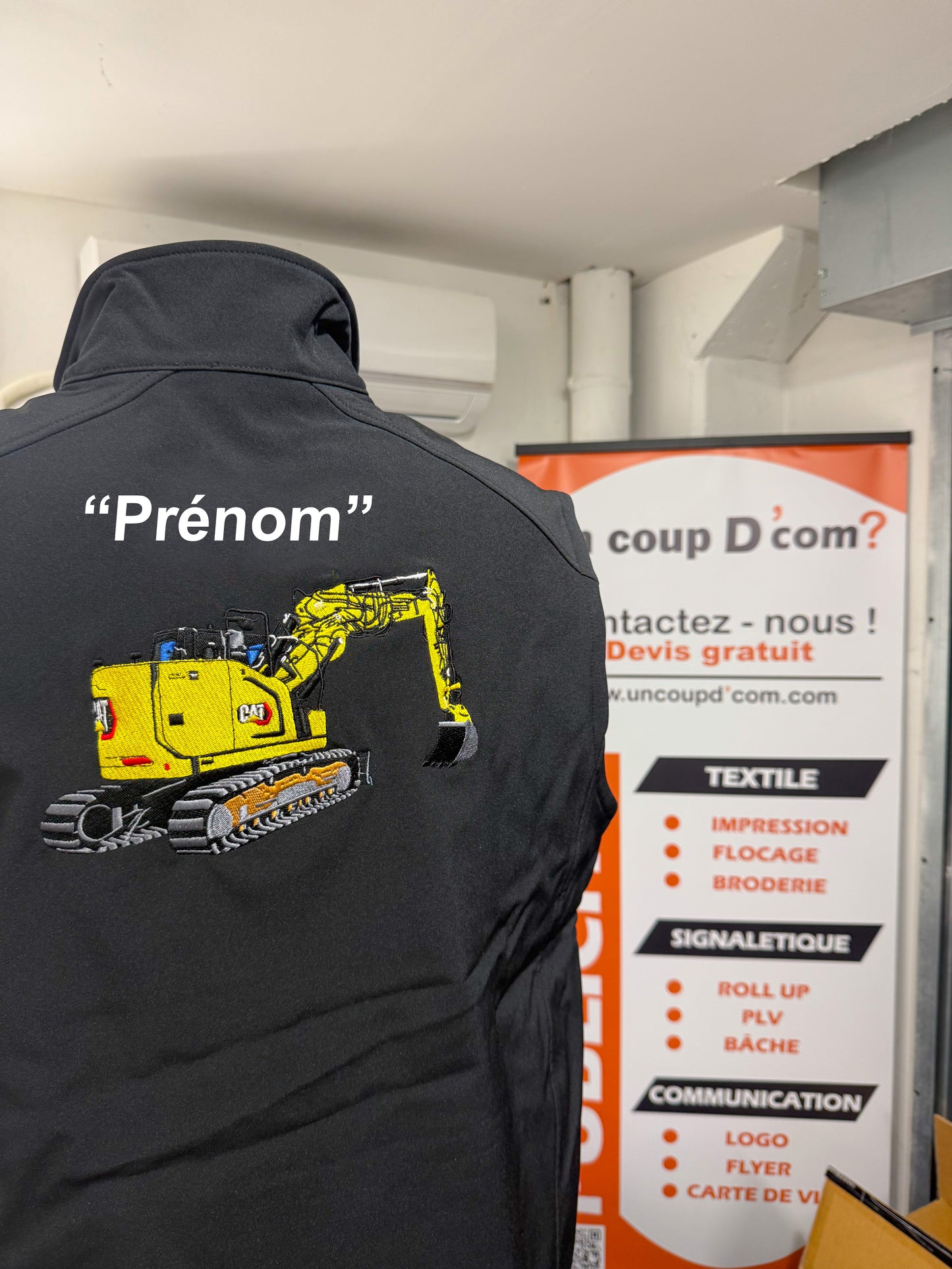 Veste sans manche "Pelle sur chenille + prénom personnalisé"